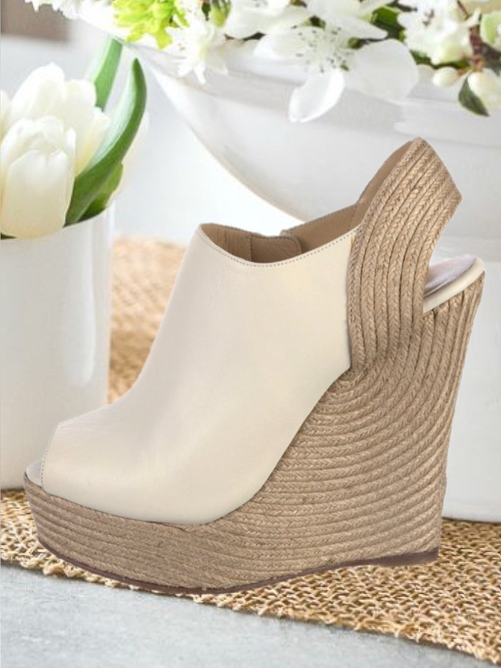 AUTHENTIC GUCCI LIMITED EDITION WEDGES - Picture 2 of 5